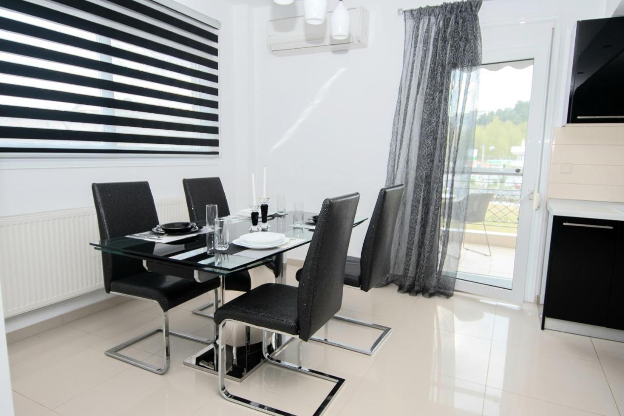 Mistral Luxury Living Apart otel Néa Péramos Dış mekan fotoğraf