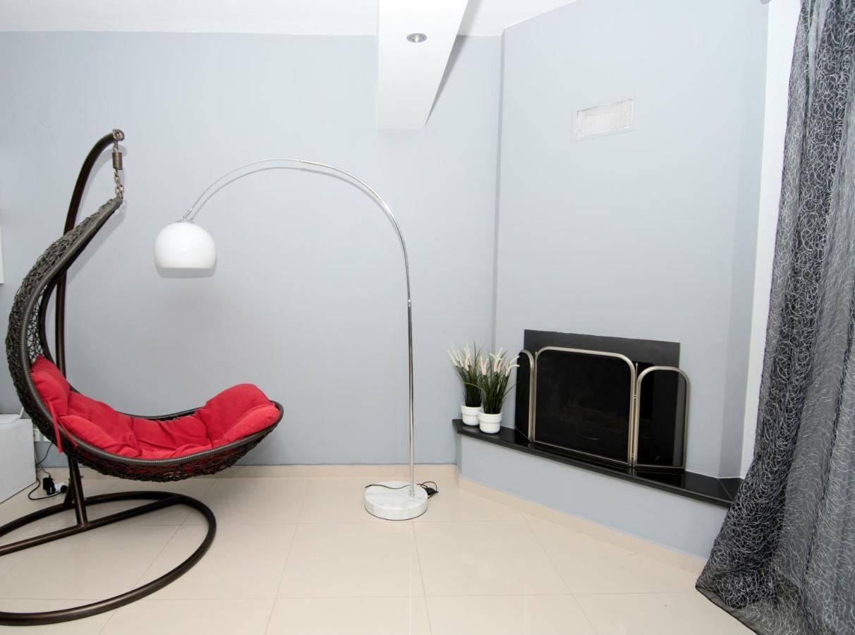 Mistral Luxury Living Apart otel Néa Péramos Dış mekan fotoğraf